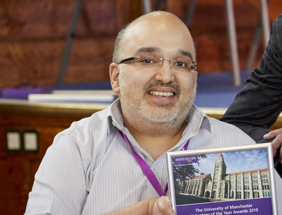Hamied uses MRI imaging to identify changes caused by dementia to the structure and microstructure of the human brain